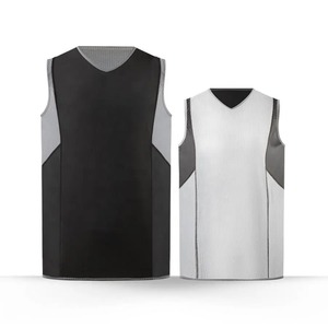 Nouvelle tenue de basket-ball personnalisable avec tous les logos, jersey respirant de haute qualité 100% polyester pour unisexe - Product Image 3