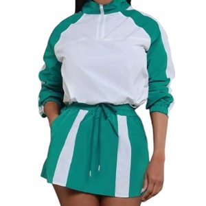 ชุดเสื้อกันลมสั้นสำหรับผู้หญิงชุดสั้นแบบสวมหัวมีสีพื้นเสื้อครอปแจ็คเก็ตแฟชั่นแบบกำหนดเองชุดสั้น2026 - Product Image 4