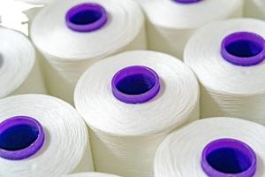 Filament NIM DTY de haute qualité 75/36 Denier, filé, teint, écologique, antibactérien, pour la couture de textiles en coton - Product Image 3