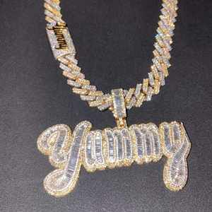Collar con Colgante Personalizado con Nombre Johnny, Estilo Iced Out, con Cadena Cubana, Moissanita VVS, Chapado en Oro, Estilo Hip Hop de Lujo - Product Image 3