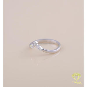 Anillo de Boda Chevron de Moissanita y Diamante en Oro Blanco, Anillo Curvo en V con Hoja Marquesa, Joyería Apilable para Promesa Nupcial, Regalo - Product Image 2