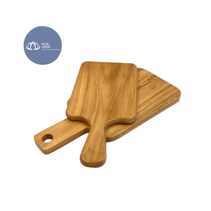 Planche à découper en bois BLUE LOTOS, forme rectangulaire avec poignée, passe au lave-vaisselle, durable, emballage individuel - Product Image 2