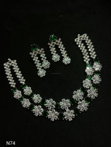 Classic American Diamond Bridal Jewelry <b>Set</b> Two-Piece <b>Necklace</b> <b>and</b> <b>Earrings</b> for Wedding Fashionable Classic Style - Product Image 3