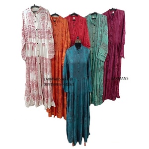 Vente chaude rayonne om imprimé femmes longue robe om imprimé dames robe om imprimé plage robe om imprimé dames haut rayonne haut - Product Image 1