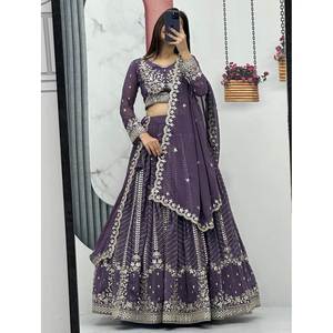 Blouse Lehenga Choli en soie traditionnelle brodée de sequins, style designer Georgette, avec dupatta lavande - Product Image 1