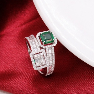Anillo de Oro Blanco Sólido de 18K con Esmeralda Natural Cuadrada y Doble Banda Entrelazada con Halo de Diamantes, Joyería Fina, Memoria Jewels - Product Image 3