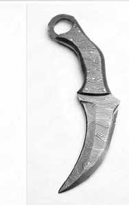 Handcrafted Damascus Steel Curved Utility Knife Full Tang Outdoor <b>Craft</b> Slicing <b>Tool</b> Pattern Scale Handle OEM Iron Crown Forge - Product Image 2
