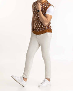 Nouveau design, cardigan à manches longues, col en V, logo de la marque, tricot brodé, patch en chenille personnalisé, pull pour homme - Product Image 3