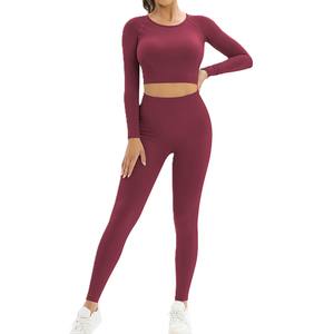 Conjuntos de Yoga de Manga Larga al Por Mayor con MOQ Bajo, Conjuntos Deportivos de Compresión de Alta Calidad para Mujer, Top Corto y Leggings para Gimnasio y Fitness - Product Image 1