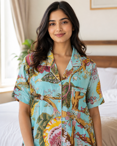 Ensemble de pyjama en coton imprimé floral pour femmes, ensemble de pyjama bleu imprimé de qualité supérieure, vêtements de nuit à manches courtes et boutonnés - Product Image 4