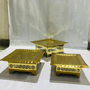 Luxury <b>Gold</b>-Plated Square Metal <b>Serving</b> Platter Set Scalloped Edge Multi-Functional Decorative Fruit Display <b>Tray</b> Contemporary - Product Image 5