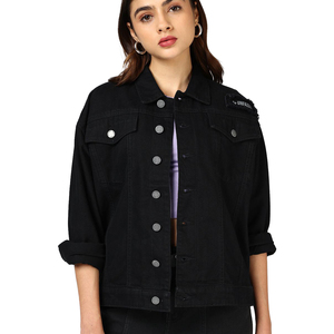 แจ็คเก็ตยีนส์ผ้าฝ้ายสำหรับผู้หญิงสั่งทำพิเศษ แฟชั่นแจ็คเก็ตสำหรับใส่กลางแจ้ง สไตล์คลาสสิกแบบลำลอง ตกแต่งขอบดิบและปะติดแบบดิสเทรส - Product Image 1