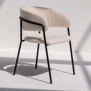 Chaise de salle à manger Vandana Zentrix Prime Boucle avec un design ergonomique moderne et un confort premium - Product Image 3