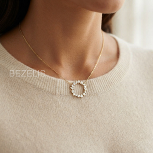 Collar con colgante de diamante cultivado en laboratorio de corte ovalado en oro blanco de 18 quilates hecho a mano, con piedras brillantes sostenibles certificadas. - Product Image 5