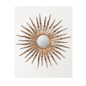 Espejo de Pared Metálico Inspirado en Joyería con Detalles Ornamentales que Realzan Interiores Clásicos y Modernos - Product Image 1
