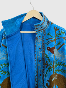 Floral Embroidered Velvet Jacket Mandarin Collar Full Sleeve Plus Size Women'<b>s</b> Autumn Wear - Product Image 6