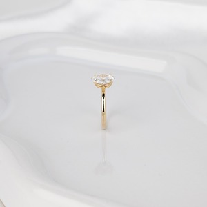 แหวนเพชรทรงรีโอวัล แล็บโกรว์ 14K ทองคำขาว แหวนหมั้นเรียบหรู แหวนสัญญา เครื่องประดับเจ้าสาวสำหรับผู้หญิง - Product Image 2