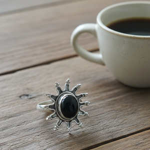 Anillo de ónix negro con diseño de rayos de sol, plata de ley 925, chapado en oro rosa y oro amarillo, estilo vintage, hecho a mano, joyería boho, regalo para mujer - Product Image 3