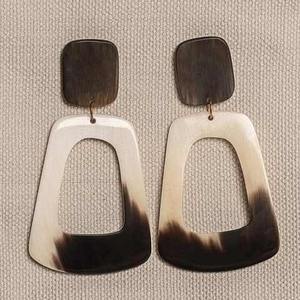 Boucles d'oreilles en corne de buffle naturelle, faites à la main, bijoux écologiques durables pour femmes, accessoires - Product Image 2