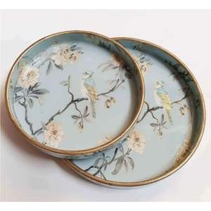 Plateaux ronds en émail faits main de qualité supérieure - Ensemble de plateaux décoratifs pour bijoux à motifs floraux et d'oiseaux - Cadeaux de mariage élégants et articles de décoration haut de gamme pour la maison - Product Image 1