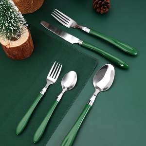 Juego de Cubiertos Clásico para Servicio a Mesa, Cuchillo, Cuchara y Tenedor, Ideal para Eventos de Catering y Comidas Familiares, Venta al por Mayor - Product Image 2