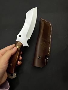 Cuchillo de Camping Jexa con Mango de Madera de Nogal, Acero Inoxidable 4116, Hoja Fija Parcialmente Dentada, Funda de Cuero para Exteriores, Garantía de 3 Años - Product Image 2