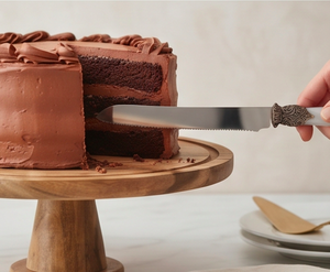 Couteau à gâteau avec manche en résine de style vintage, élégant outil de découpe de gâteau pour les repas en famille ou les salons de thé, les cafés ou les petites traiteurs. - Product Image 5