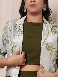 DEEBACO Conjunto coordinado de top corto de georgette bordado y floral hasta el tobillo con falda dhoti y chal para mujer a la moda - Product Image 2