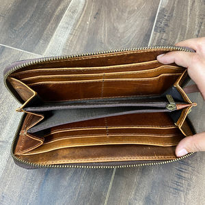 กระเป๋าสตางค์หนังแท้ลายดอกไม้สำหรับผู้หญิงกระเป๋าคลัทช์แบบมีซิปปิดพื้นหลังมีซิปลายดอกไม้งานตามสั่ง - Product Image 6