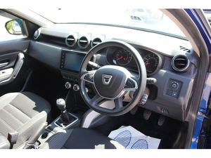 DUSTER 2021 d'occasion en excellent état, bleu métallisé - Product Image 2