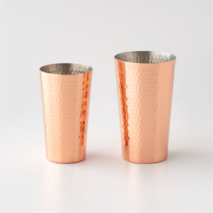 Ensemble de verres à boire en cuivre gaufré de qualité supérieure, vaisselle de luxe en métal pour Moscow Mules et bien-être par le yoga, articles en cuivre décoratifs pour la maison - Product Image 2