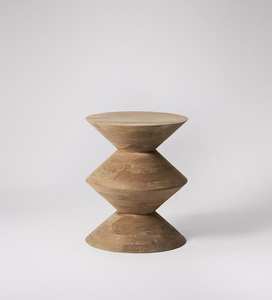 Table d'appoint en bois pour canapé, conçue pour un accès pratique aux articles de la vie quotidienne - Product Image 2