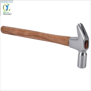 Marteau de ferrage durable pour chevaux, outil de ferrage pour un travail précis des sabots et la forge de métallurgie. - Product Image 2