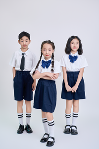 Chemise à manches courtes blanche pour enfants unisexe de l'école primaire en popeline tissée 65% polyester 35% coton (boutons blancs) - Product Image 4