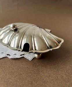 Sea Shell Shape Silver Finished Metal Butter Dish Elegant Tableware For Serving Butter Cheese <b>Snacks</b> In Style - Product Image 5