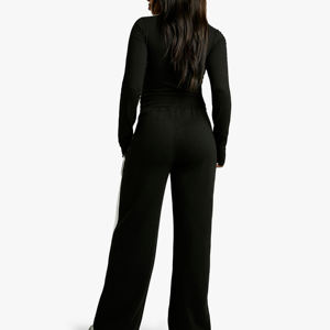 Customized Breathable Soft <b>Winter</b> Streetwear Yoga Pants Pocket Back Keys Mid Waist Flared <b>Leggings</b> <b>Women</b> - Product Image 2