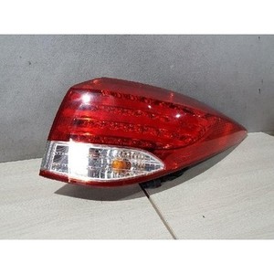 Luz Trasera Derecha Usada i40 924023Z010 - Product Image 2