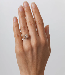 High quality 18K Gold Lab Grown Round Brilliant Cut Solitaire Engagement Wedding <b>Rings</b> IGI Certified - Product Image 4