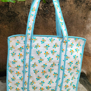 Bolsa de Mano de Algodón Acolchada Hecha a Mano con Cierre de Cremallera y Bordado, Bolsa de Compras Reutilizable Ecológica para Mujer - Product Image 1