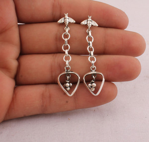 ต่างหูเงินแท้ 925 ลายผึ้ง งานแฮนด์เมด สไตล์วินเทจ ยี่ห้อ Shree Jaipur Silver เหมาะสำหรับงานแต่งงานและงานปาร์ตี้ - Product Image 2