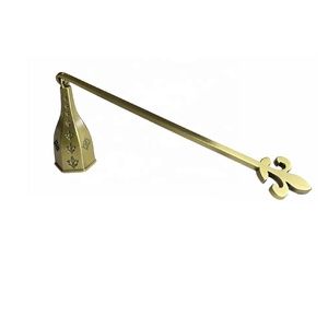 Nouvel arrivage d'éteignoir à bougies en laiton poli miroir Accessoires de bougies de Noël de qualité supérieure - Product Image 2