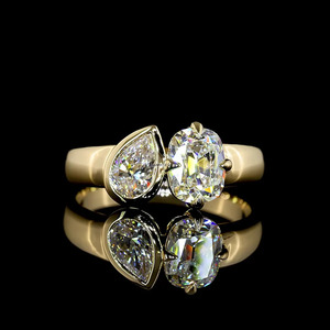 Anillo Toi et Moi con diamante cultivado en laboratorio con corte pera en oro de 10K, 14K, 18K, plata 925, 935, anillo de compromiso personalizado. - Product Image 1