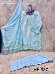 Costume prêt-à-porter pour femme en soie de verre romaine de qualité supérieure avec broderie florale - Salwar uni - Dupatta de couleur assortie - Mode féminine - Product Image 4