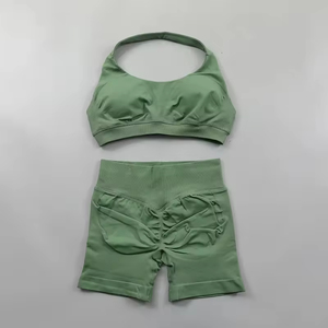 Conjunto de Yoga sin Costuras de 2 Piezas, Top Corto de Cintura Alta y Pantalones Cortos, Diseño Trenzado de Color Sólido, Ropa Deportiva para Mujer - Product Image 1