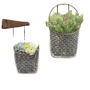 Galvanized Metal Hanging <b>Plant</b> <b>Pot</b> with Copper Finished Perfect for Stylish Flower Display and Elegant Garden Decoration - Product Image 1