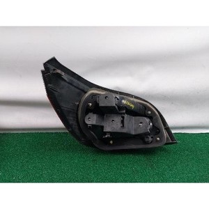Feu arrière extérieur droit d'occasion OEM 6910768 pour BMW Série 5 2000-2007 - Product Image 4