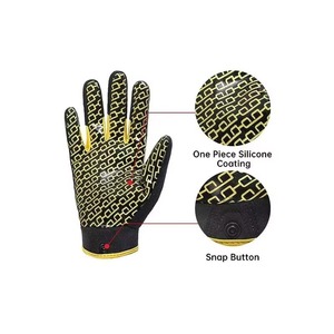 Guantes de Fútbol Americano Personalizados al por Mayor, Diseño Nuevo, Calidad Profesional, Transpirables, Antideslizantes, Ligeros, Ajustables, Unisex - Product Image 5