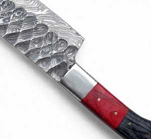 Couteau de chef artisanal en acier Damas, finition martelée, manche en bois rouge et noir - Product Image 6
