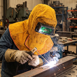 Casquettes et capuchons de soudage professionnels pour les fabricants ayant besoin d'une protection fiable lors des travaux à chaud - Product Image 5