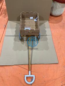Carrito de Almacenamiento Infantil de Mimbre Hecho a Mano, Estilo Escandinavo Minimalista, Organizador de Juguetes Natural, Cesta Rodante Moderna para Guardería - Product Image 4